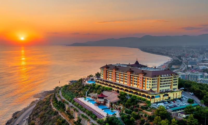 UTOPIA WORLD HOTEL